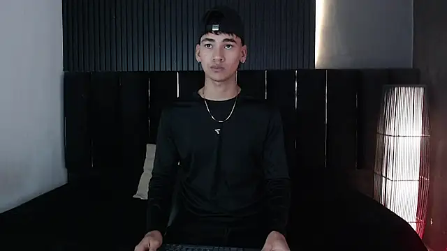 Dominic ghost online show from February 13, 11:12 pm