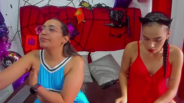 IsabelaANDalahia online show from October 21, 1:45 pm