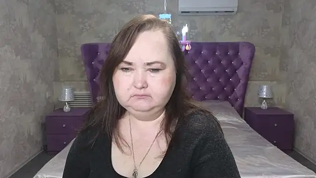 Snapshot of Eloisa_Eliot chatting on December 4, 4:48 pm Eloisa Eliot online show from December 4, 4:48 pm