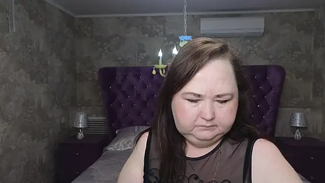 Snapshot of Eloisa_Eliot chatting on December 16, 4:12 pm Eloisa Eliot online show from December 16, 4:12 pm