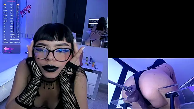 Snapshot of Nyveth chatting on November 19, 2:17 pm Nyveth online show from November 19, 2:17 pm