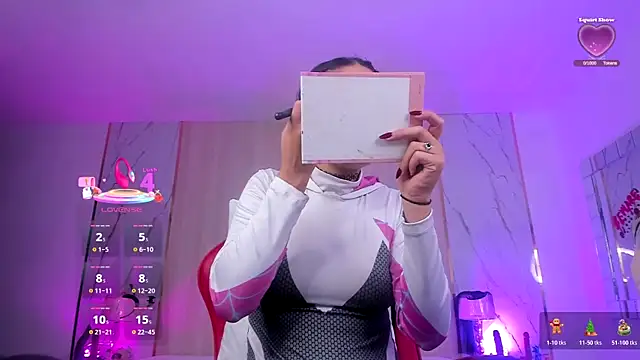 Snapshot of Nyveth chatting on December 14, 12:43 pm Nyveth online show from December 14, 12:43 pm