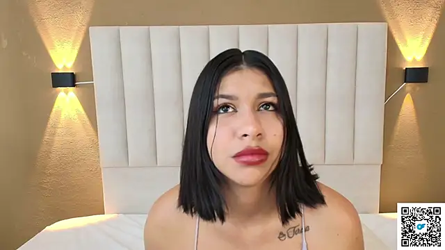 goddess saori  online show from October 3, 11:57 pm