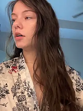 lilbbyily online show from June 9, 2:06 pm