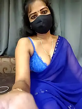 Snapshot of Misss-julli chatting on September 19, 5:35 pm Misss-julli online show from September 19, 5:35 pm