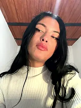 LiaCollings online show from January 11, 11:48 am