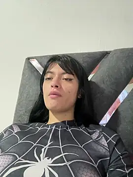 LiaCollings online show from April 20, 11:13 am