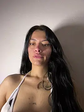 LiaCollings online show from June 9, 11:22 am