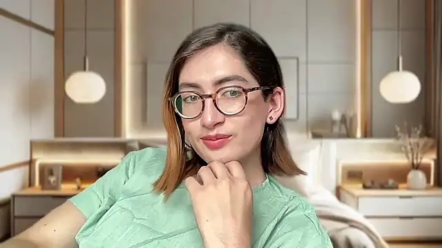 rousseblossom online show from January 11, 6:35 pm