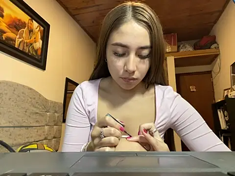 SweetMaddiee  online show from September 8, 9:36 pm