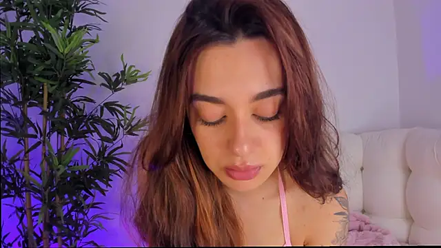 MissLana77 online show from September 19, 1:40 am