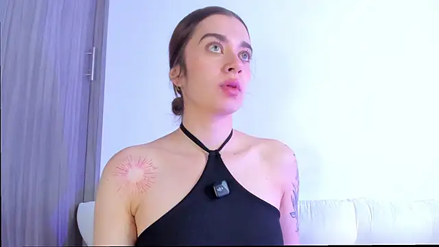 MissLana77 online show from February 6, 12:15 am