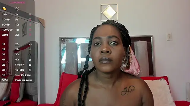 Emilly roaa online show from March 4, 12:00 pm