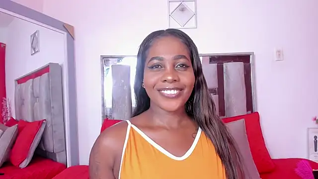 Emilly roaa online show from April 21, 8:34 pm