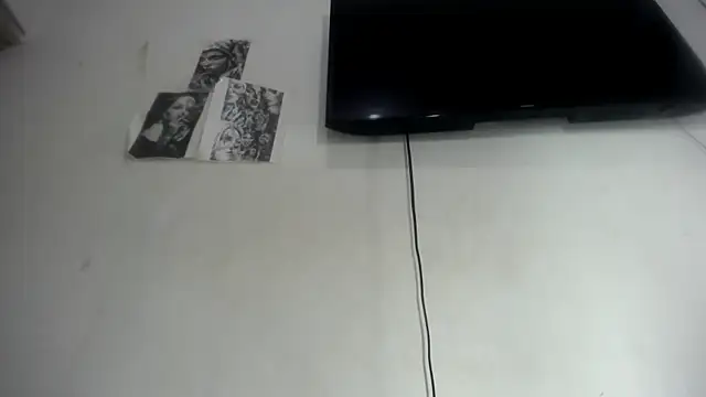 Snapshot of Foxy_Lovex chatting on October 29, 11:17 pm Foxy Lovex online show from October 29, 11:17 pm