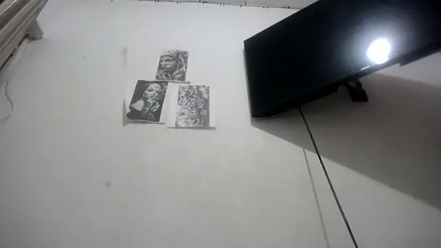 Snapshot of Foxy_Lovex chatting on November 13, 10:52 pm Foxy Lovex online show from November 13, 10:52 pm