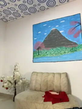 luxurykatty online show from April 13, 10:15 pm