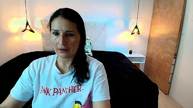 Snapshot of Barbara_fox__ chatting on May 12, 12:02 pm Barbara fox online show from May 12, 12:02 pm