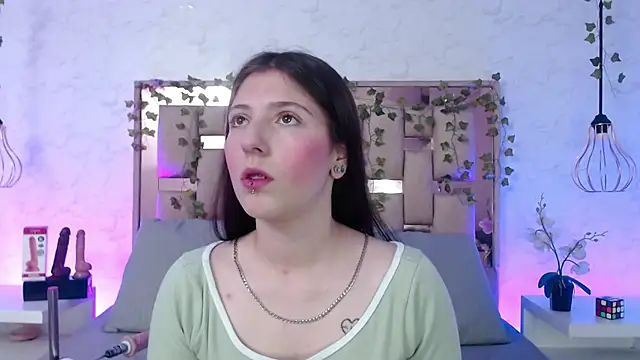 ScarlettRox online show from September 12, 11:32 am