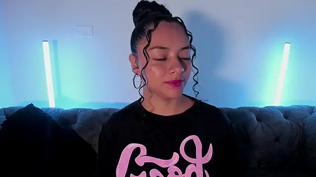 Angellit Afrodita  online show from December 2, 11:15 am