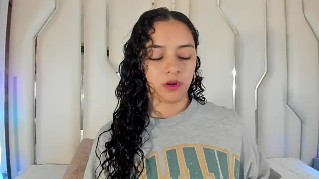 Angellit Afrodita  online show from June 5, 9:48 am