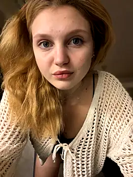 Emaline Fane online show from November 1, 6:21 pm