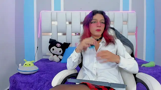 MilkWhore1 online show from November 5, 7:25 pm