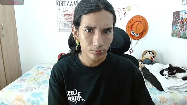 Max0n  online show from November 8, 1:50 am