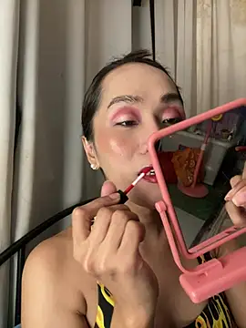 RomanticPearlTS online show from April 17, 1:36 pm