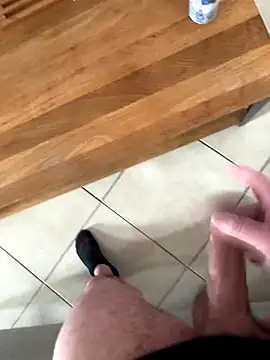 Snapshot of Chriscoki chatting on September 30, 11:04 am Chriscoki online show from September 30, 11:04 am