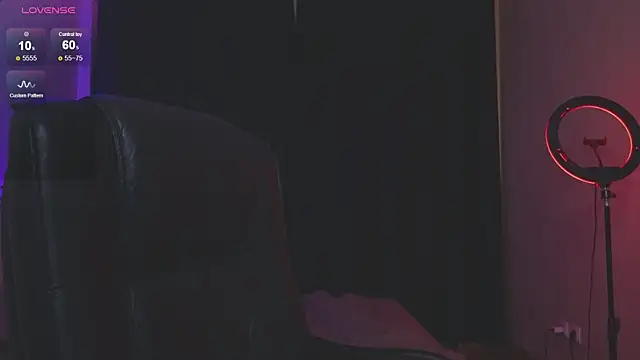 RoxyChill online show from December 2, 9:43 pm