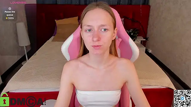 Mia E1fie online show from November 22, 1:59 am