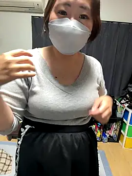 Snapshot of hima-wari0707 chatting on November 27, 1:24 pm hima-wari0707 online show from November 27, 1:24 pm