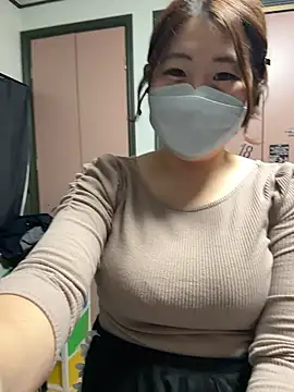 Snapshot of hima-wari0707 chatting on December 2, 1:39 pm hima-wari0707 online show from December 2, 1:39 pm