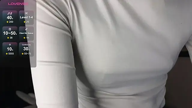 Snapshot of DebiHenks chatting on October 20, 5:02 pm DebiHenks online show from October 20, 5:02 pm