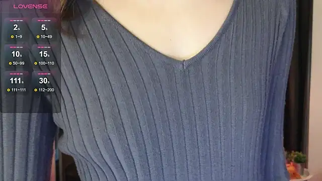 Snapshot of DebiHenks chatting on November 2, 5:04 pm DebiHenks online show from November 2, 5:04 pm