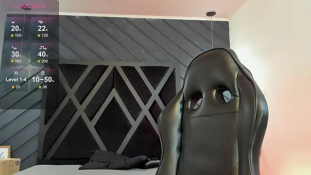 marco garciia  online show from February 10, 11:20 pm