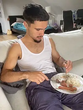 Snapshot of los_freaky chatting on October 7, 10:12 am los freaky online show from October 7, 10:12 am