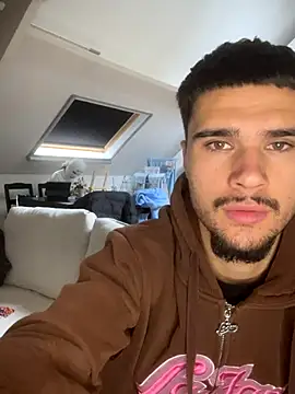 Snapshot of los_freaky chatting on October 8, 1:53 pm los freaky online show from October 8, 1:53 pm