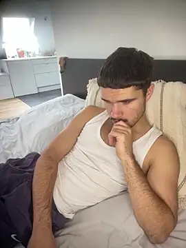 Snapshot of los_freaky chatting on October 28, 12:30 pm los freaky online show from October 28, 12:30 pm