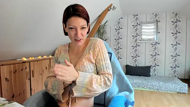 Axunamun online show from October 6, 7:28 am