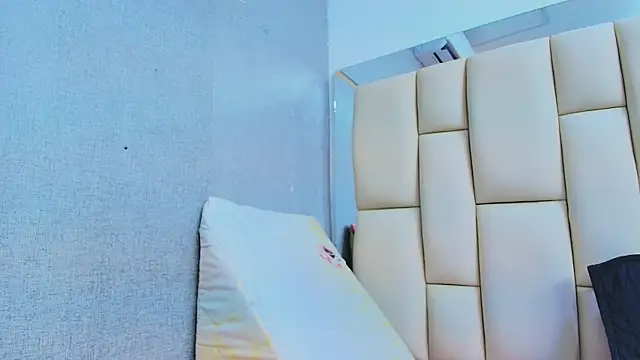 Snapshot of sweet_amye chatting on September 11, 7:03 pm sweet amye online show from September 11, 7:03 pm