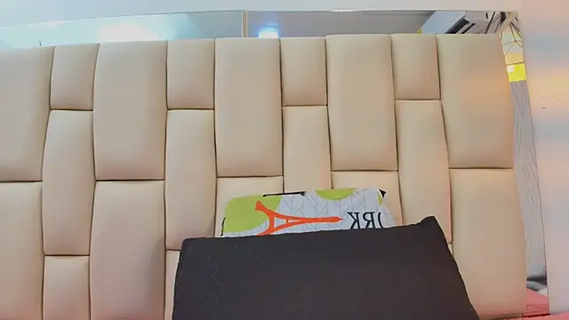 Snapshot of sweet_amye chatting on November 24, 7:13 pm sweet amye online show from November 24, 7:13 pm