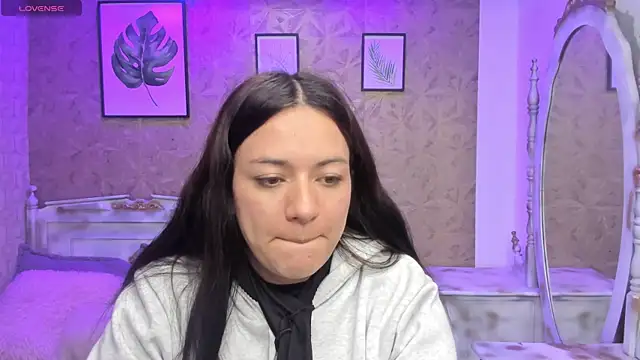 Snapshot of Dali_collin chatting on June 6, 11:48 am Dali collin online show from June 6, 11:48 am