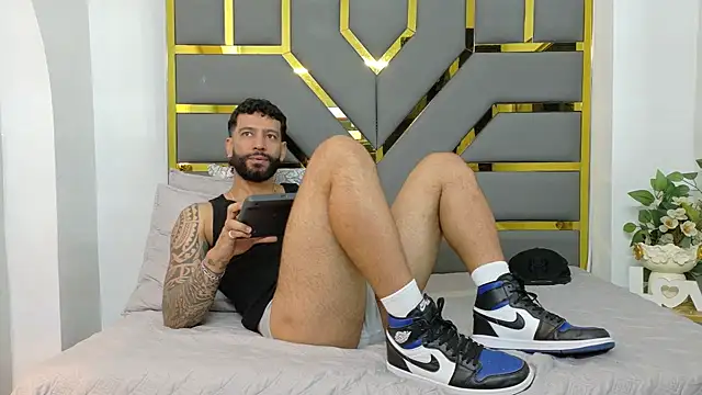 yorbymaxx online show from October 7, 2:03 pm