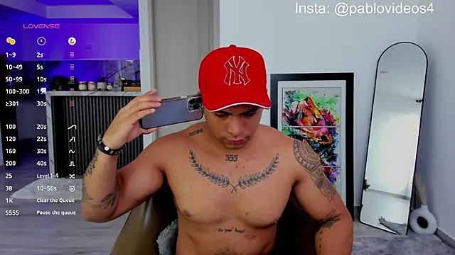 Nicolasmontoya16 online show from September 12, 12:27 pm