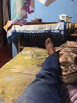 m11a2f3a4z5 online show from April 11, 1:59 pm