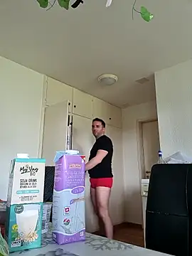 spaccaa online show from April 4, 10:13 am