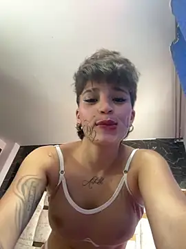 DayanaDG online show from April 13, 6:24 pm