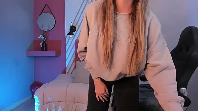 Vela jade online show from October 11, 4:16 pm